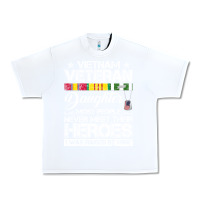 White VietNam Veteran daughter Most People Never Meet Their Heroes Urban Heavy Tee - SnappyArt