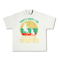 Pistachio that what i do i pet dogs read books and i know things t shirt Urban Heavy Tee - SnappyArt