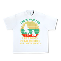 White that what i do i pet dogs read books and i know things t shirt Urban Heavy Tee - SnappyArt