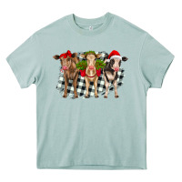 Arona Christmas heifers front view Heavy Core Tee - RanaPortraitStore