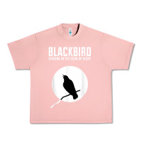 Salmon blackbird singing in the dead of night t shirt Urban Heavy Tee - FloraArt