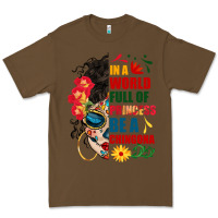 Cacao in a world full of princess be a chingona Premium Tee - BundleAndBundleShop