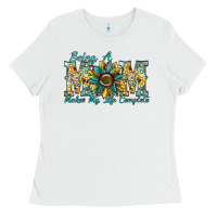 White being a mom makes my life complete Ladies Tee - SublimationCraftShop
