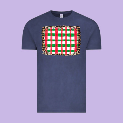 Christmas Pattern Vintage Tee Designed By Cowhidedigitalart