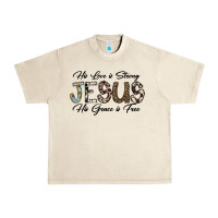His Love Is Strong Jesus His Grace Is Free Urban Heavy Tee | Teevron