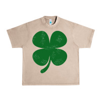 French Oak distressed green four leaf clover Urban Heavy Tee - artisFamous