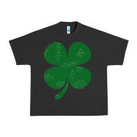 Pigment Black distressed green four leaf clover Urban Heavy Tee - artisFamous