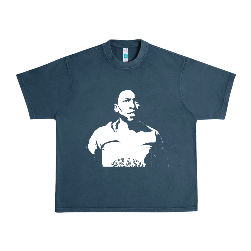 Pele Sillhouette Urban Heavy Tee by artisFamous | Teevron