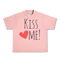 Salmon Kiss Me Urban Heavy Tee - artisFamous