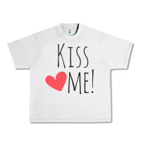 Lunar Rock Kiss Me Urban Heavy Tee - artisFamous