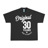 Pigment Black 30 Year Old Gift | 30th Birthday Gift Ideas - Mens and Womens Urban Heavy Tee - artisFamous