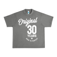 Tornado 30 Year Old Gift | 30th Birthday Gift Ideas - Mens and Womens Urban Heavy Tee - artisFamous