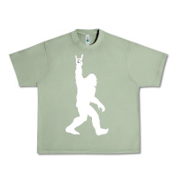 Oil Green the mountain sasquatch Urban Heavy Tee - artisFamous