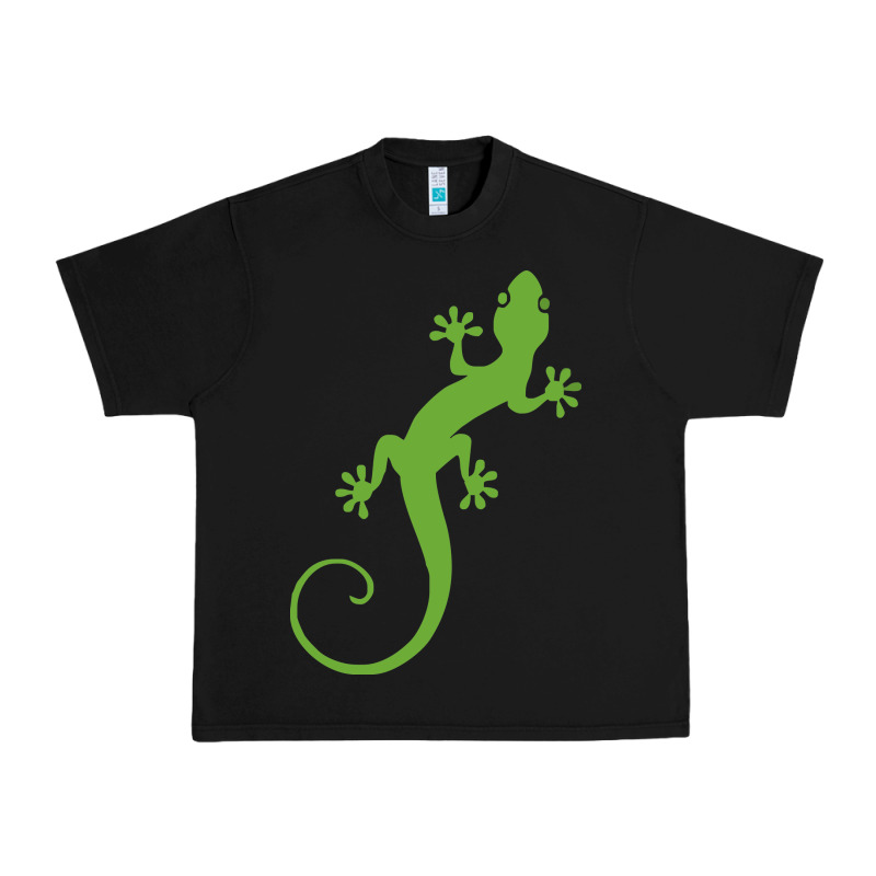 Gecko Reptile Urban Heavy Tee by artisFamous | Teevron