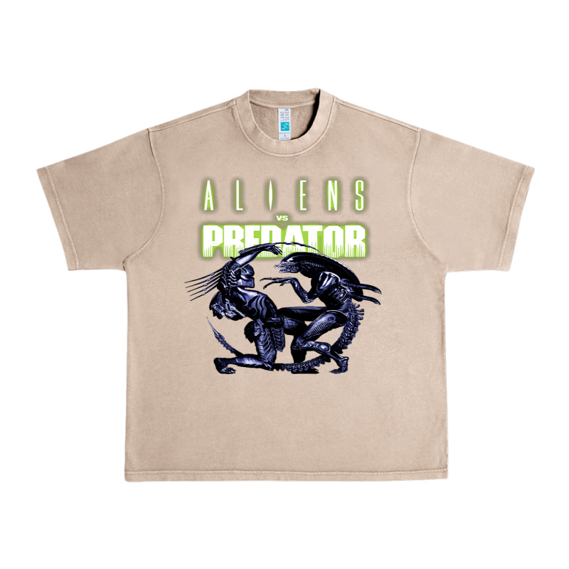 Predator Alien Urban Heavy Tee by artisFamous | Teevron