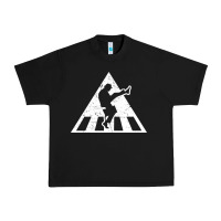 Black The Ministry of Silly Walks Distressed Urban Heavy Tee - artisFamous