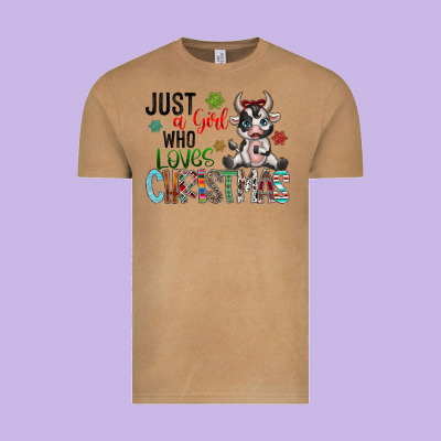 Just A Girl Who Loves Christmas Vintage Tee Designed By Cowhidedigitalart