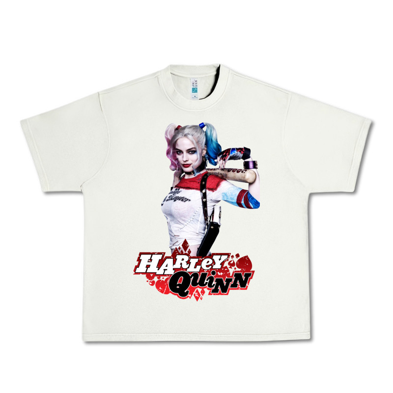 Beauty  Quinn Urban Heavy Tee by artisFamous | Teevron