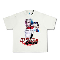 Pistachio beauty  quinn Urban Heavy Tee - artisFamous