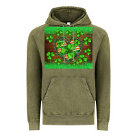 St.patricks Heart Shamrocks Glitter Vintage Hoodie | Teevron