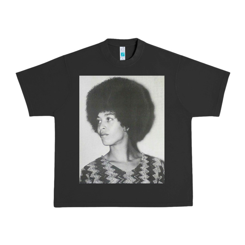 Angela Davis Speaking Urban Heavy Tee by artisFamous | Teevron