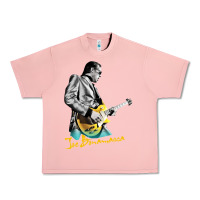 Salmon bonamassa guitar Urban Heavy Tee - artisFamous