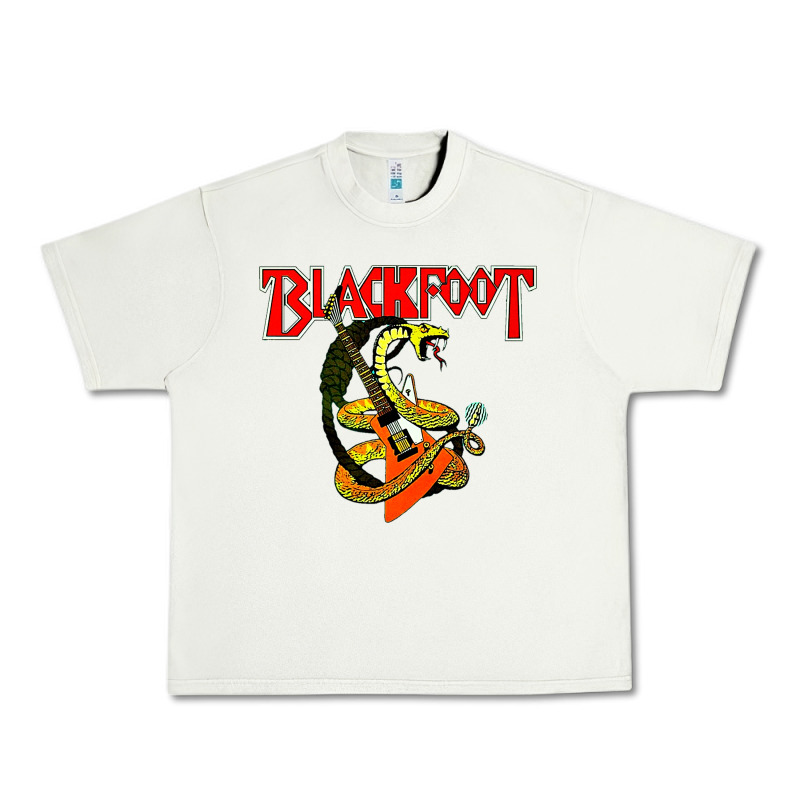 Blackfoot Urban Heavy Tee by artisFamous | Teevron