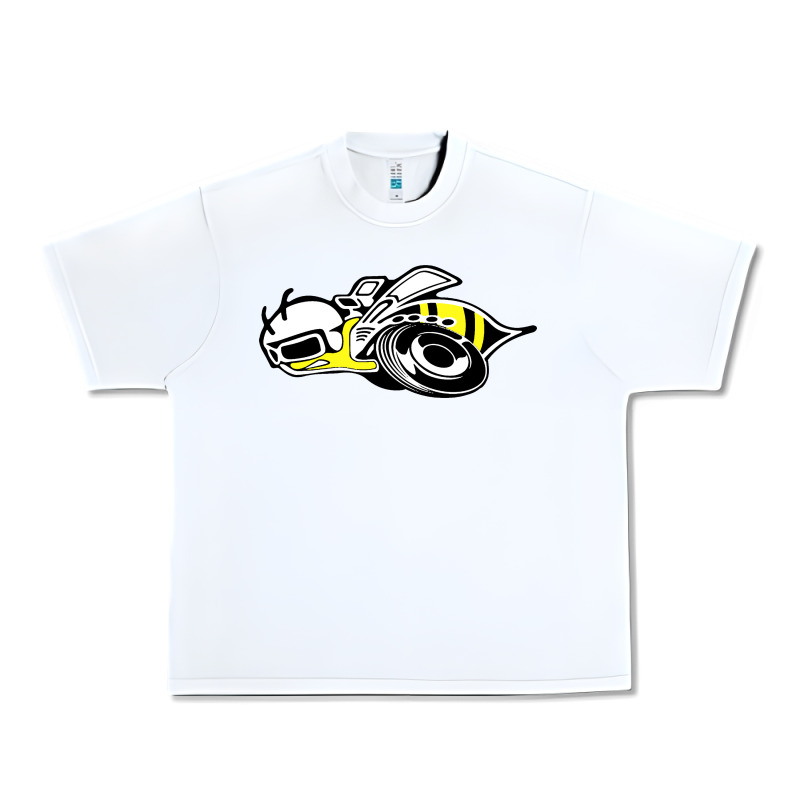 Super Bee Urban Heavy Tee by artisFamous | Teevron