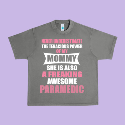 Never Underestimate Mommy Paramedic Urban Heavy Tee Designed By Artisfamous