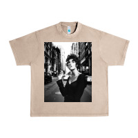 French Oak linda evangelista fashion model Urban Heavy Tee - artisFamous
