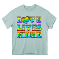 Arona Western Love Lives Here Heavy Core Tee - BundleAndBundleShop