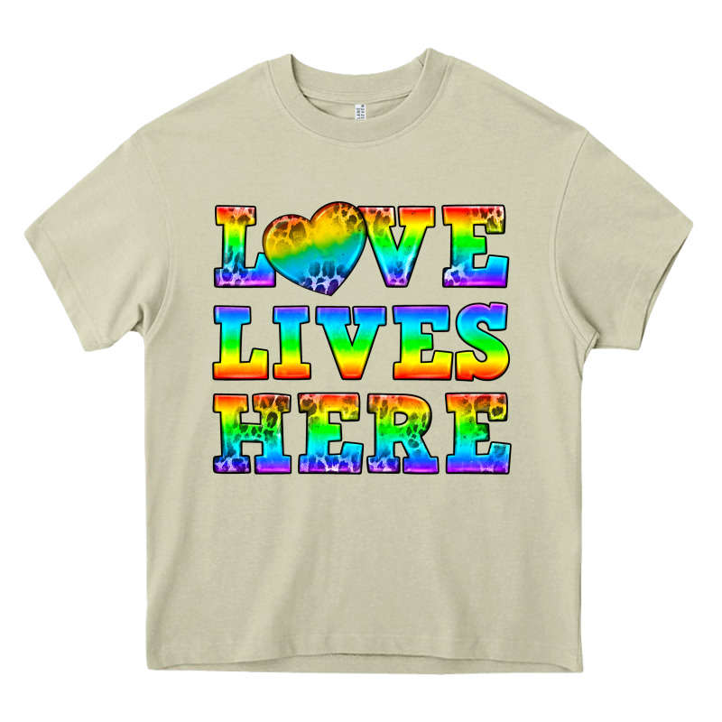 Western Love Lives Here Heavy Core Tee by BundleAndBundleShop | Teevron