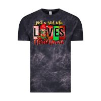 Cloud Black just a girl who loves christmas Vintage Tee - CowhideDigitalArt