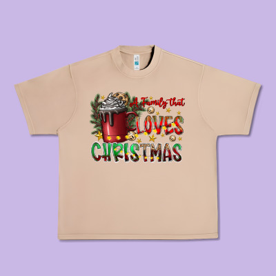 Afamilytloveschristmas Urban Heavy Tee Designed By Cowhidedigitalart
