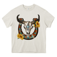 Cream bull skull with horseshoe Heavy Core Tee - RanaPortraitStore