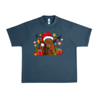 Midnight Navy festive highland cow Urban Heavy Tee - CowhideDigitalArt