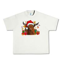 Pistachio festive highland cow Urban Heavy Tee - CowhideDigitalArt