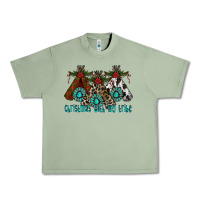 Oil Green Christmas With Tribe Urban Heavy Tee - CowhideDigitalArt