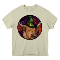 Mossy halloween highland cow round Heavy Core Tee - RanaPortraitStore