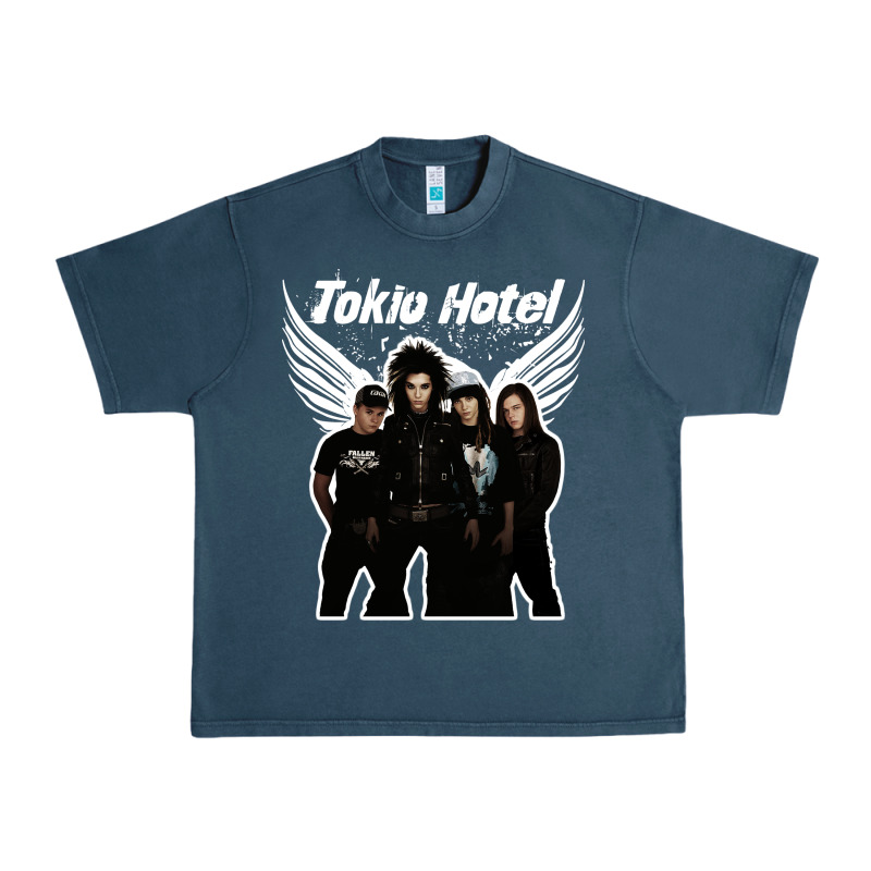 Tökiö Hötél Pesonnel Urban Heavy Tee by linhVisuals | Teevron