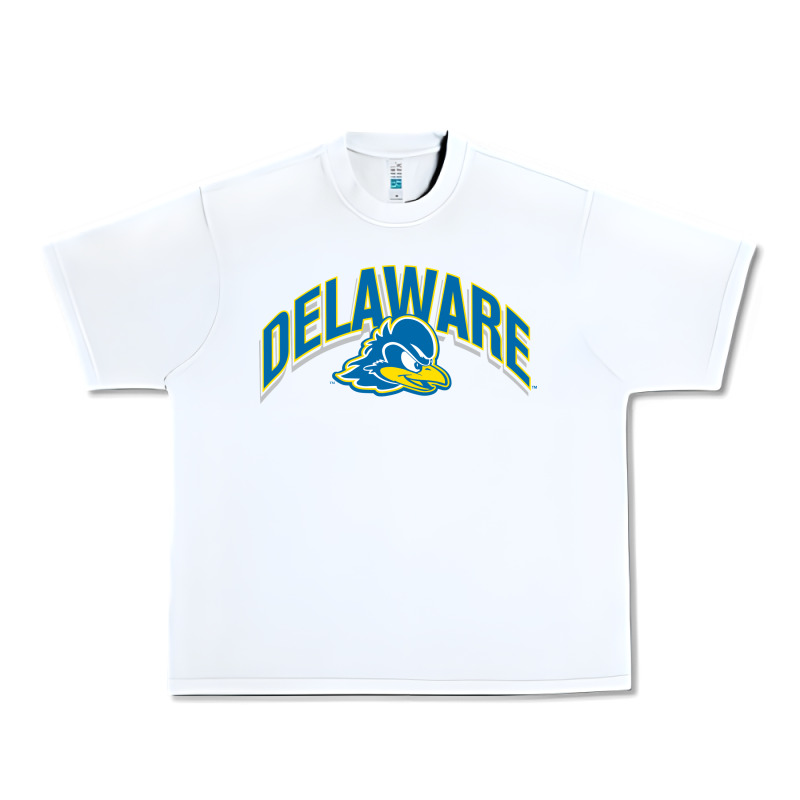 Delaware Sportss Urban Heavy Tee by linhVisuals | Teevron