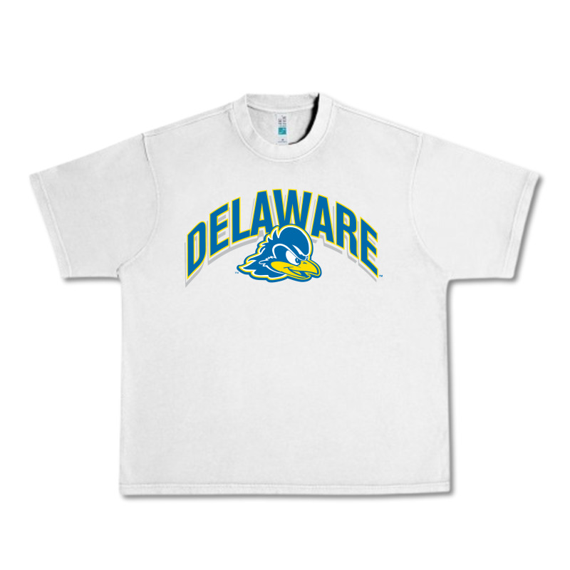 Delaware Sportss Urban Heavy Tee by linhVisuals | Teevron