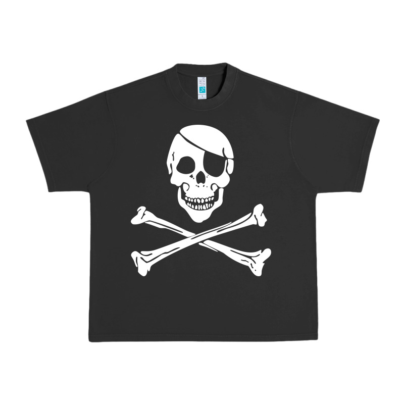 Skull Crossbones Urban Heavy Tee by linhVisuals | Teevron