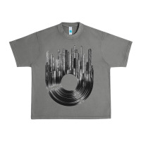 Tornado vinyl record cityscape Urban Heavy Tee - linhVisuals