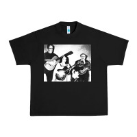 Black the munsters play it again Urban Heavy Tee - linhVisuals