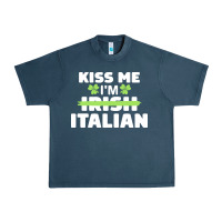Midnight Navy kiss me im italian t  shirt kiss me i'm irish italian patriotic st pat Urban Heavy Tee - linhVisuals
