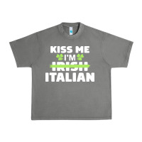 Tornado kiss me im italian t  shirt kiss me i'm irish italian patriotic st pat Urban Heavy Tee - linhVisuals