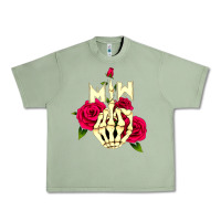 Oil Green motionless in white Urban Heavy Tee - linhVisuals