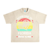 Sandshell someone in florida loves me t  shirt someone in florida loves me funny Urban Heavy Tee - linhVisuals