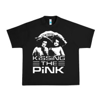 Black gift for men kissing the pink Urban Heavy Tee - linhVisuals